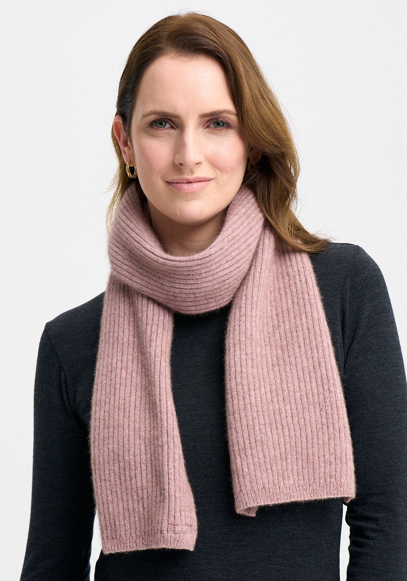 RIBBED SCARF