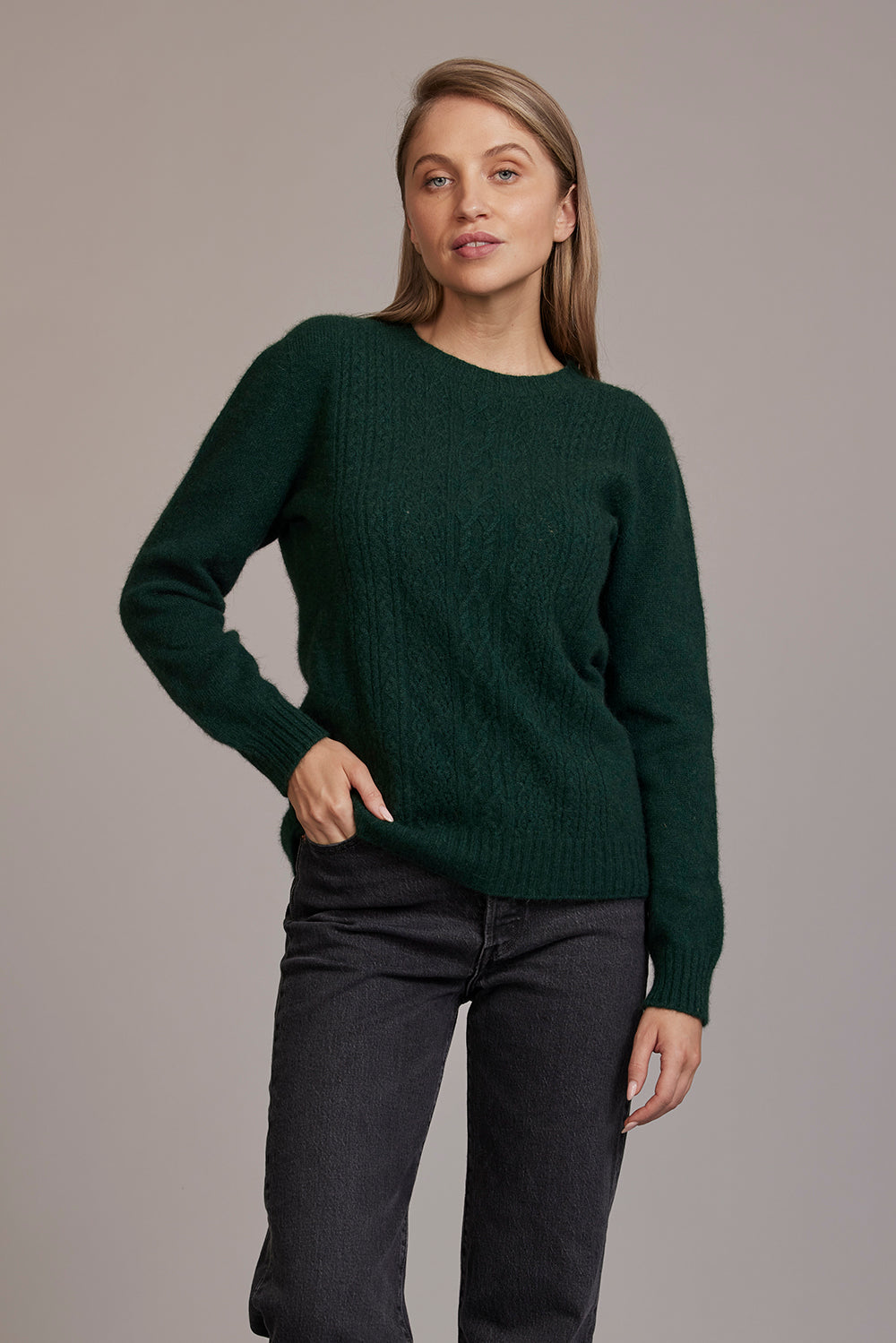 CREW NECK JERSEY WITH LACE DETAIL