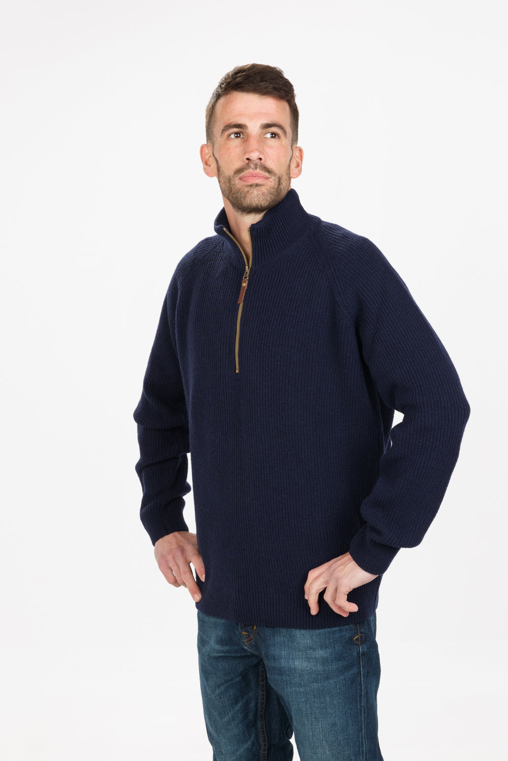 HALF ZIP AND COLLAR