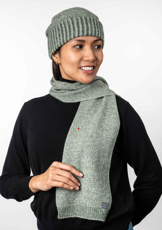 MOSS STITCH PLATED BEANIE