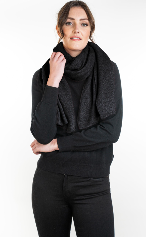 LIGHTWEIGHT MOSS STITCH WRAP