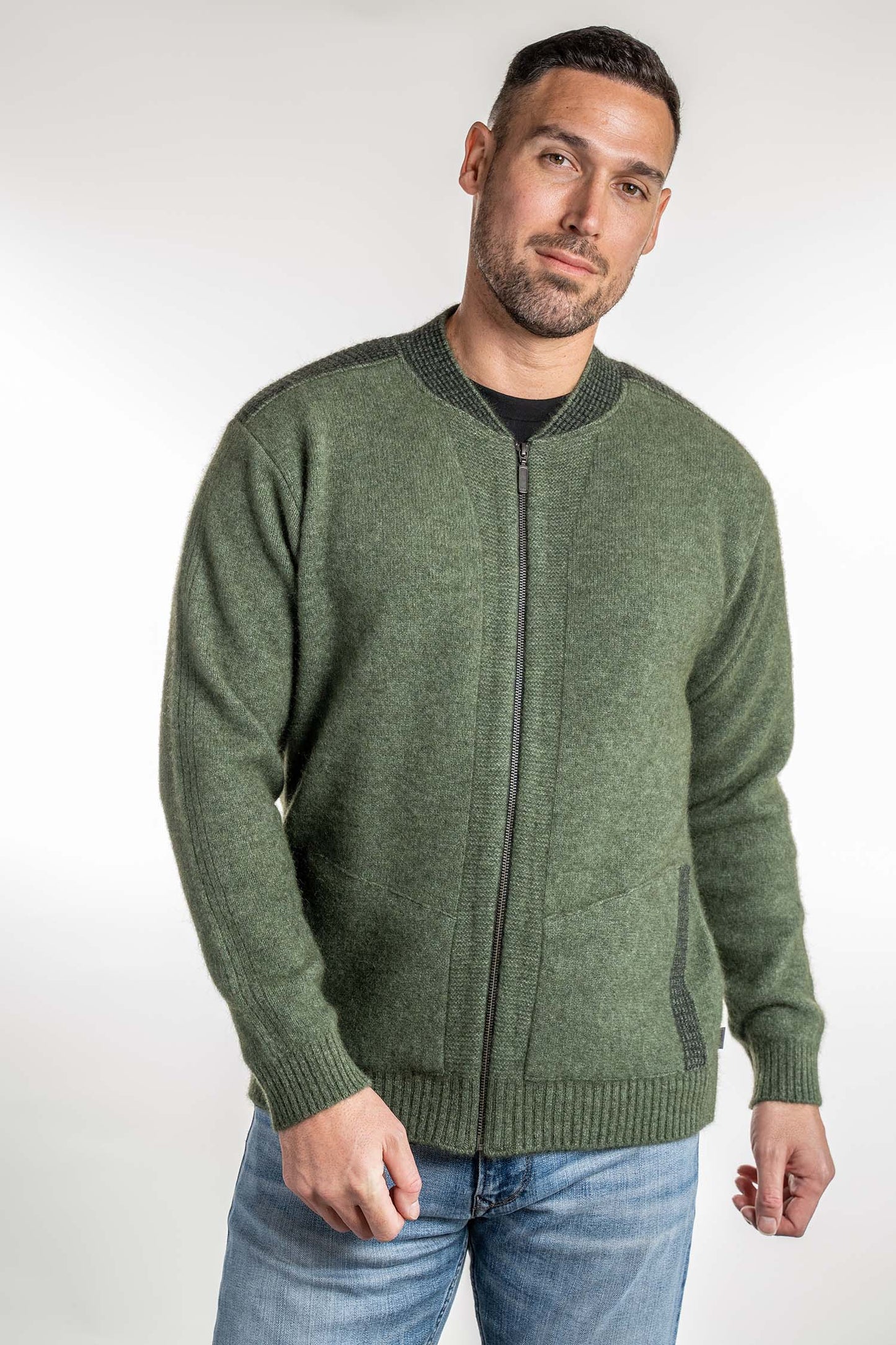 CONTRAST DETAIL JACKET