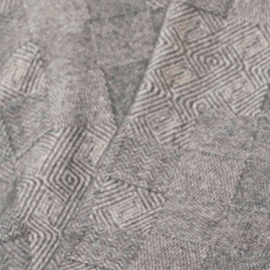 JACQUARD THROW