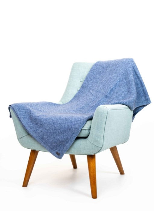 PLATED HERRINGONE THROW