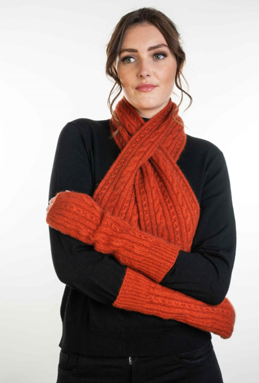 CABLE SCARF