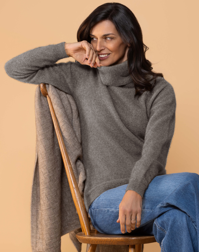 POLO NECK JERSEY
