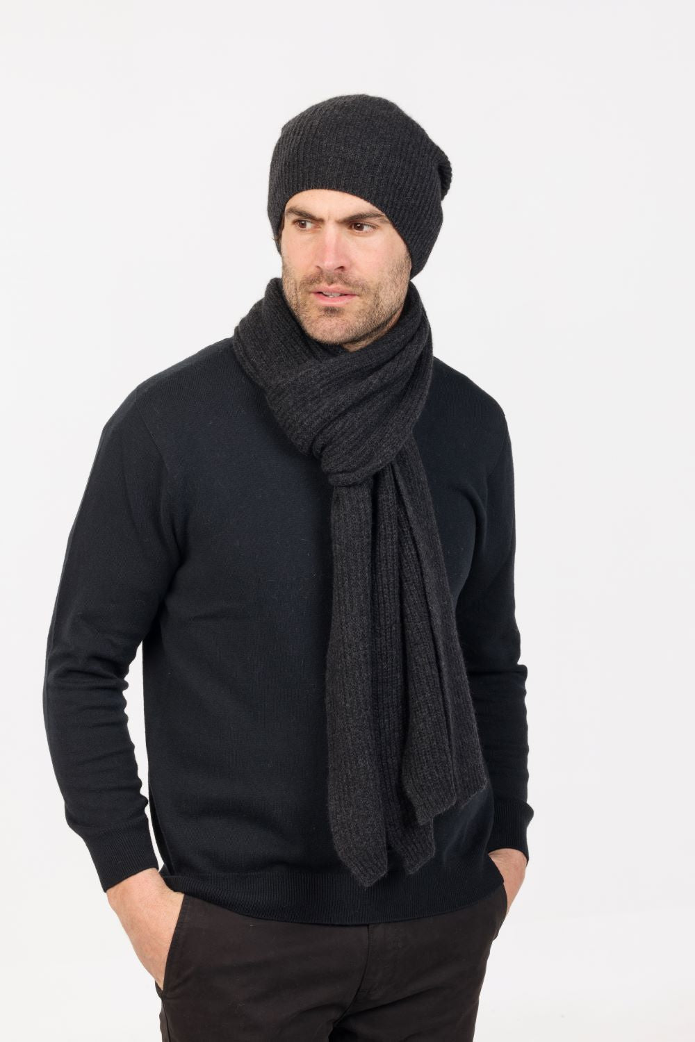 SLOUCH BEANIE