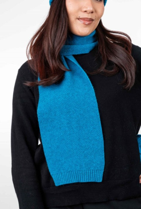 MOSS STITCH SCARF