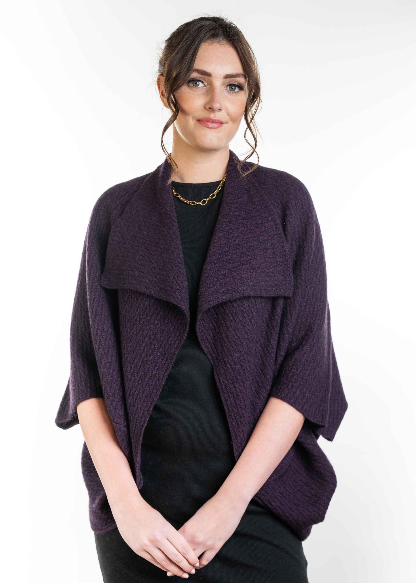 TEXTURED SHRUG