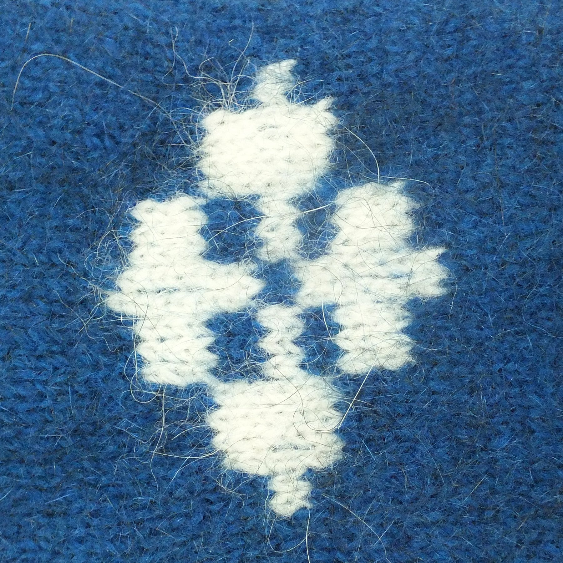 CHILD'S FINGERLESS MITTEN - Woolshed Gallery