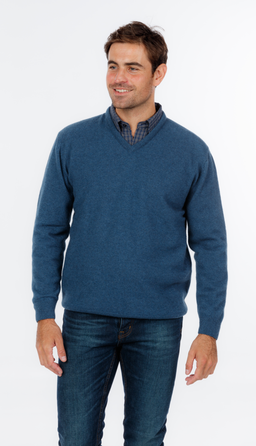 VEE NECK SWEATER
