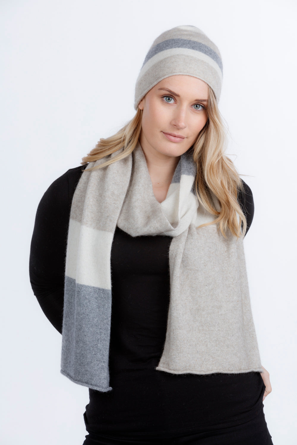 TRAVEL BEANIE