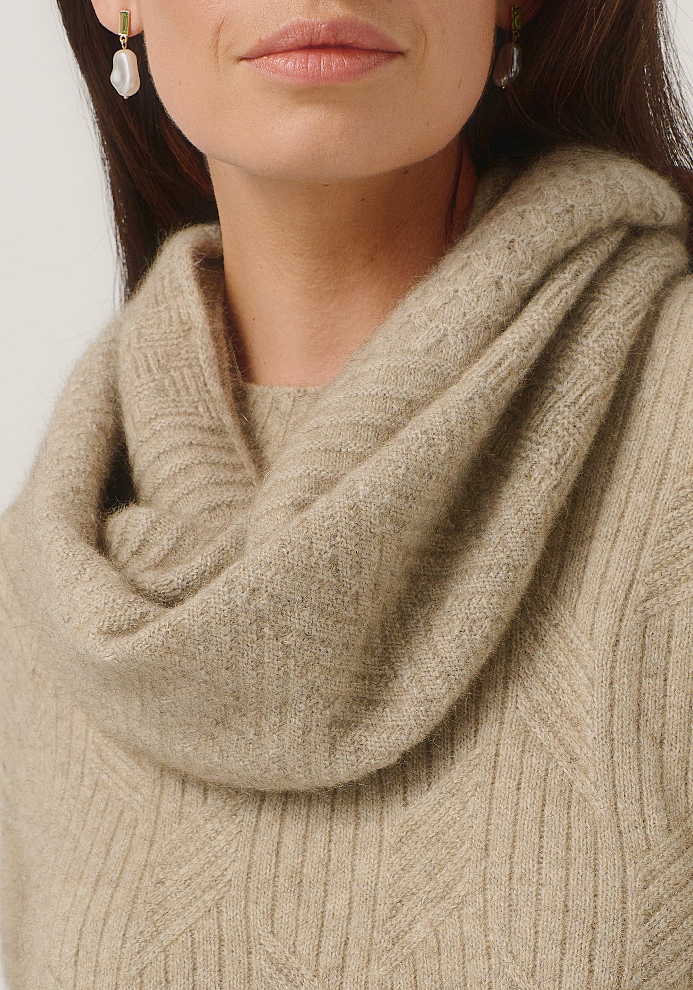 TEXTURE LOOP SCARF