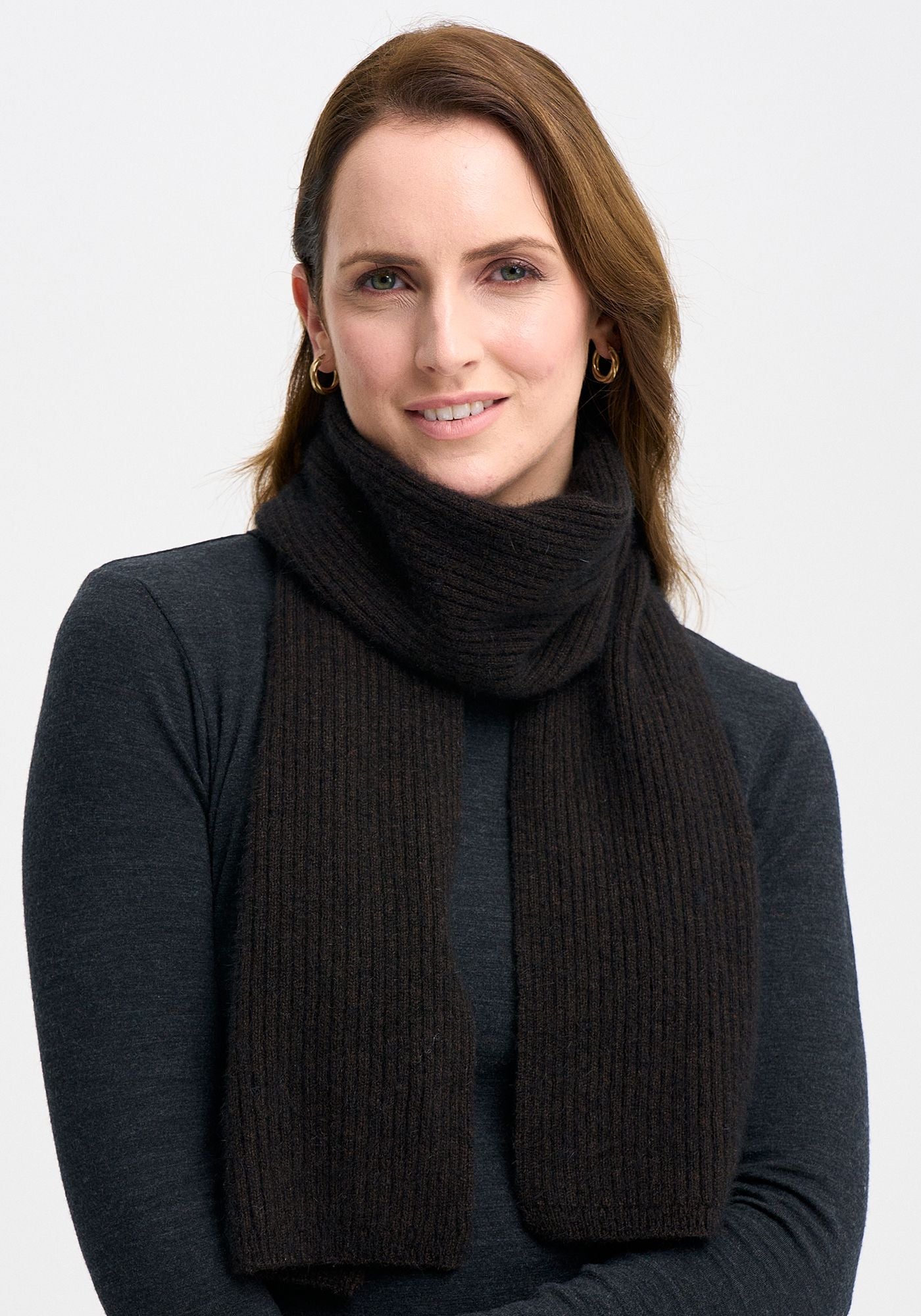 RIBBED SCARF – Woolshed Gallery