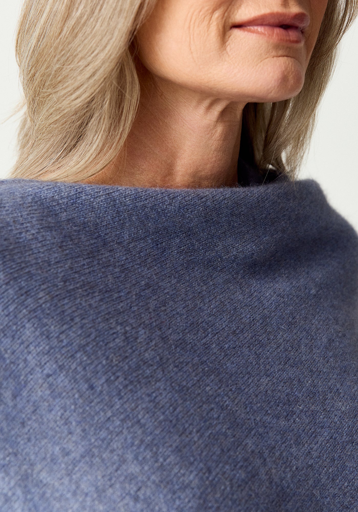 TWO TONE PONCHO