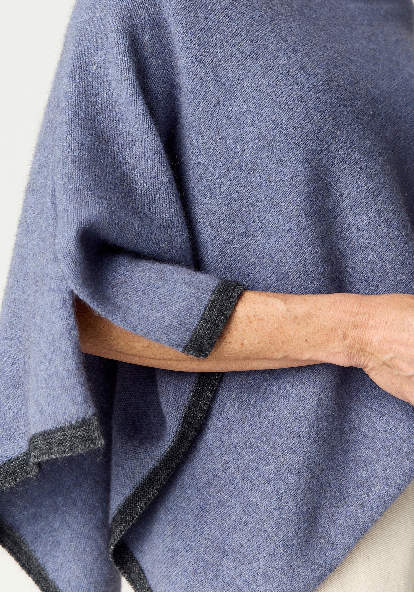 TWO TONE PONCHO