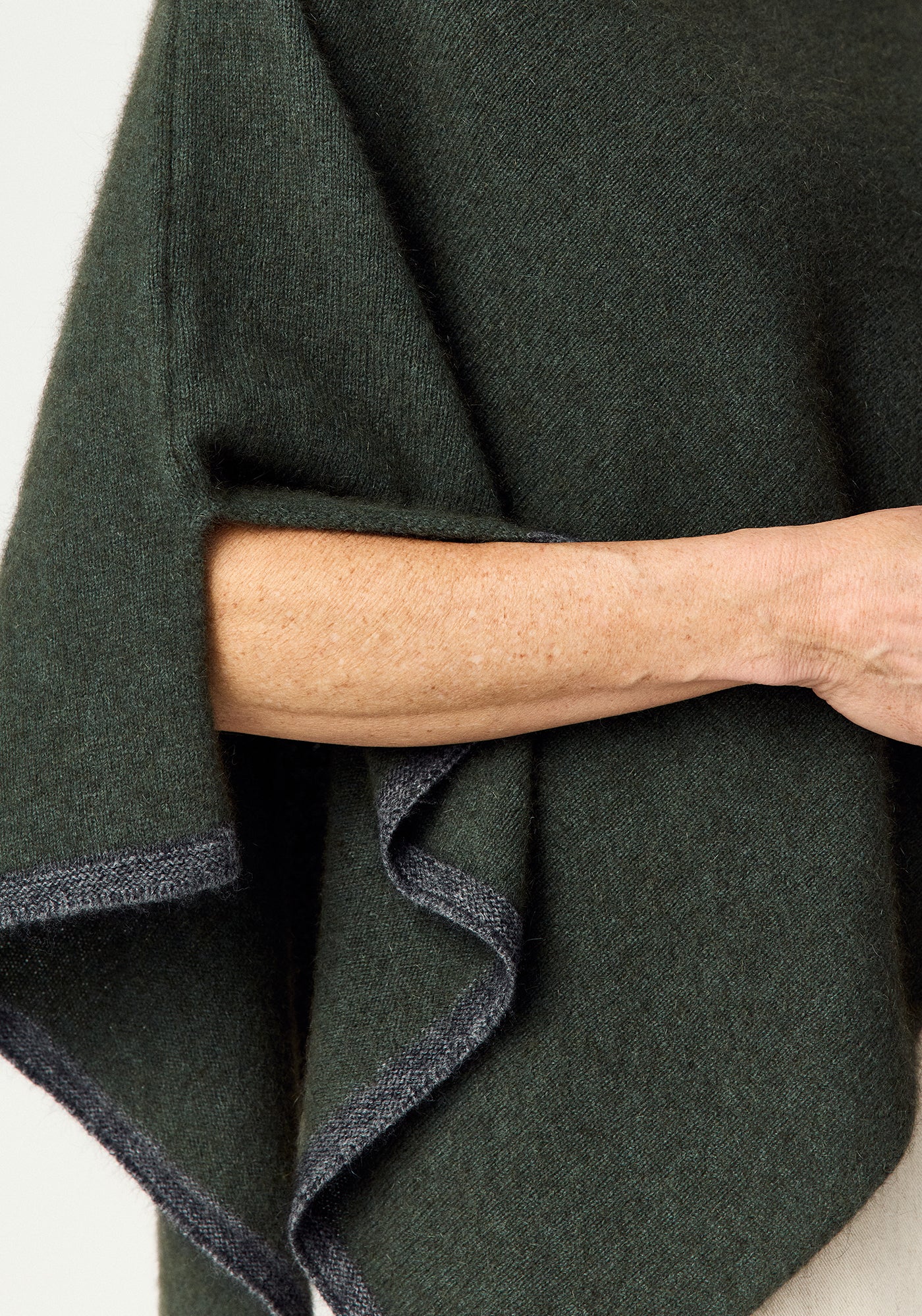 TWO TONE PONCHO