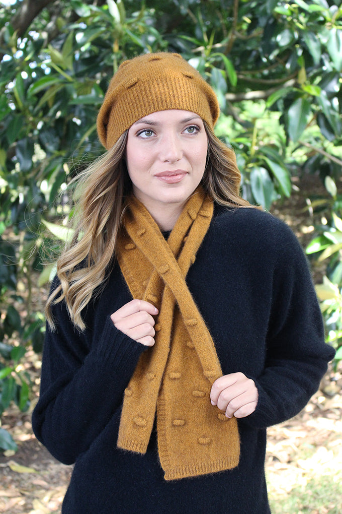 BOBBLE BEANIE