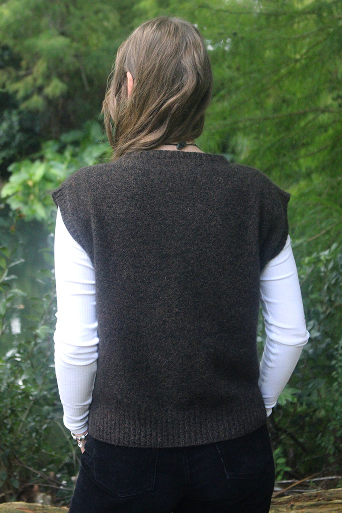 SERENE VEST