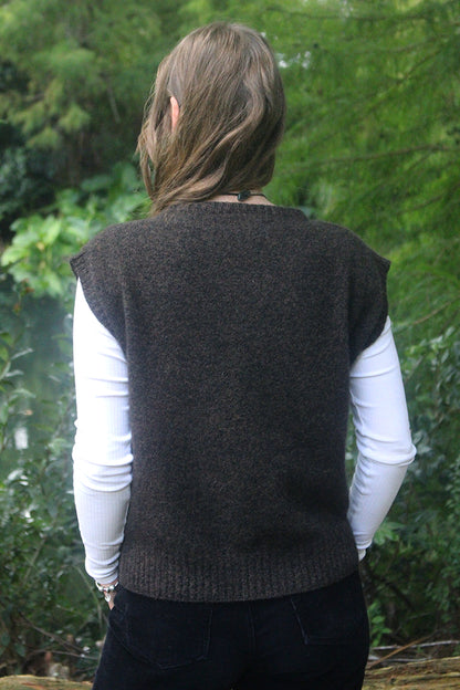 SERENE VEST