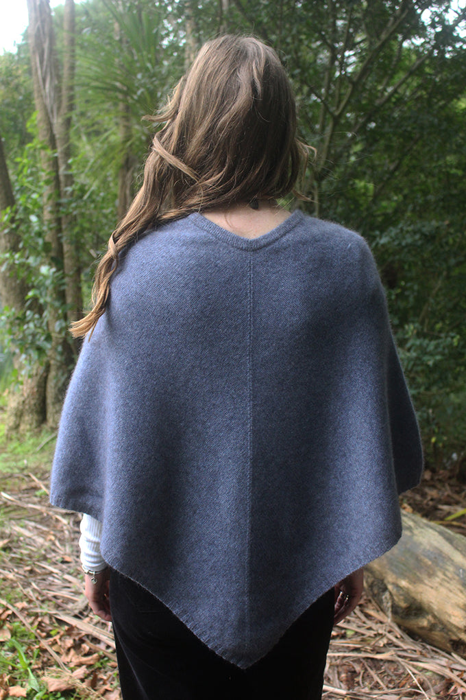 PLAIN PONCHO