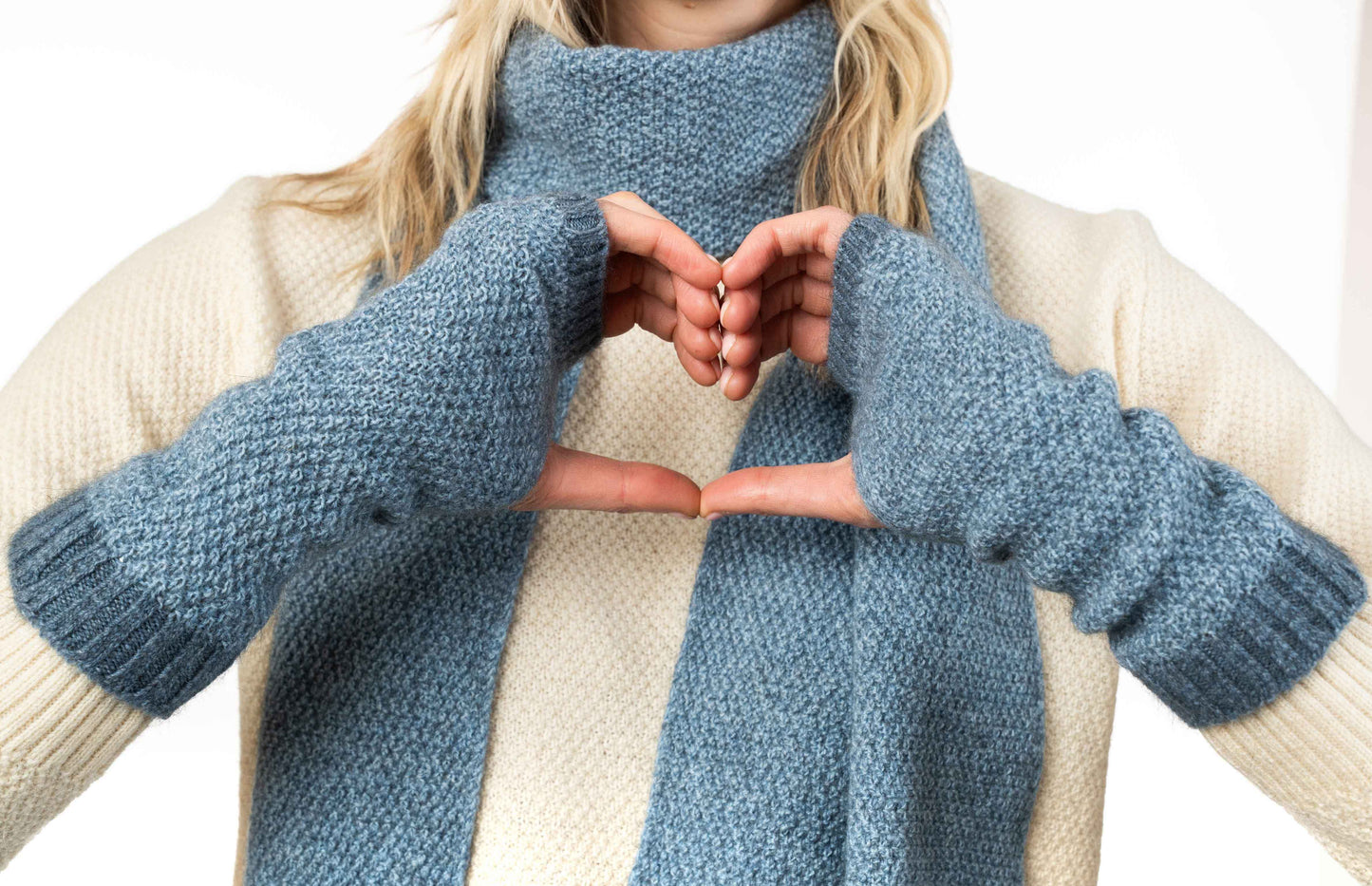 MOSS STITCH PLATED GLOVELET