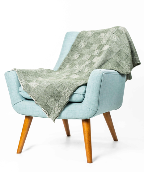 JACQUARD THROW