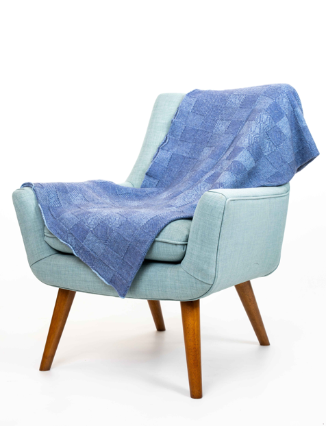 JACQUARD THROW