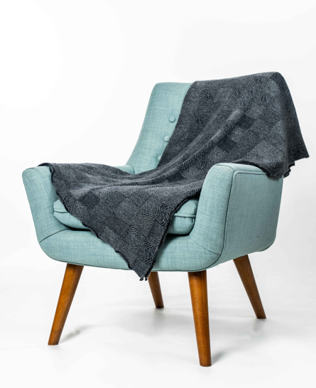 JACQUARD THROW