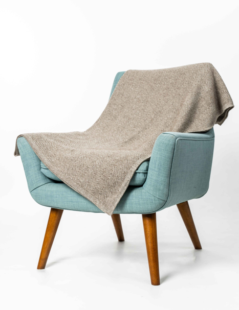 PLATED HERRINGONE THROW