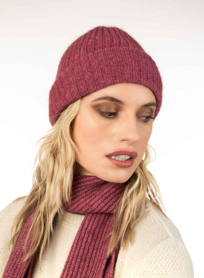LIGHTWEIGHT RIBBED BEANIE