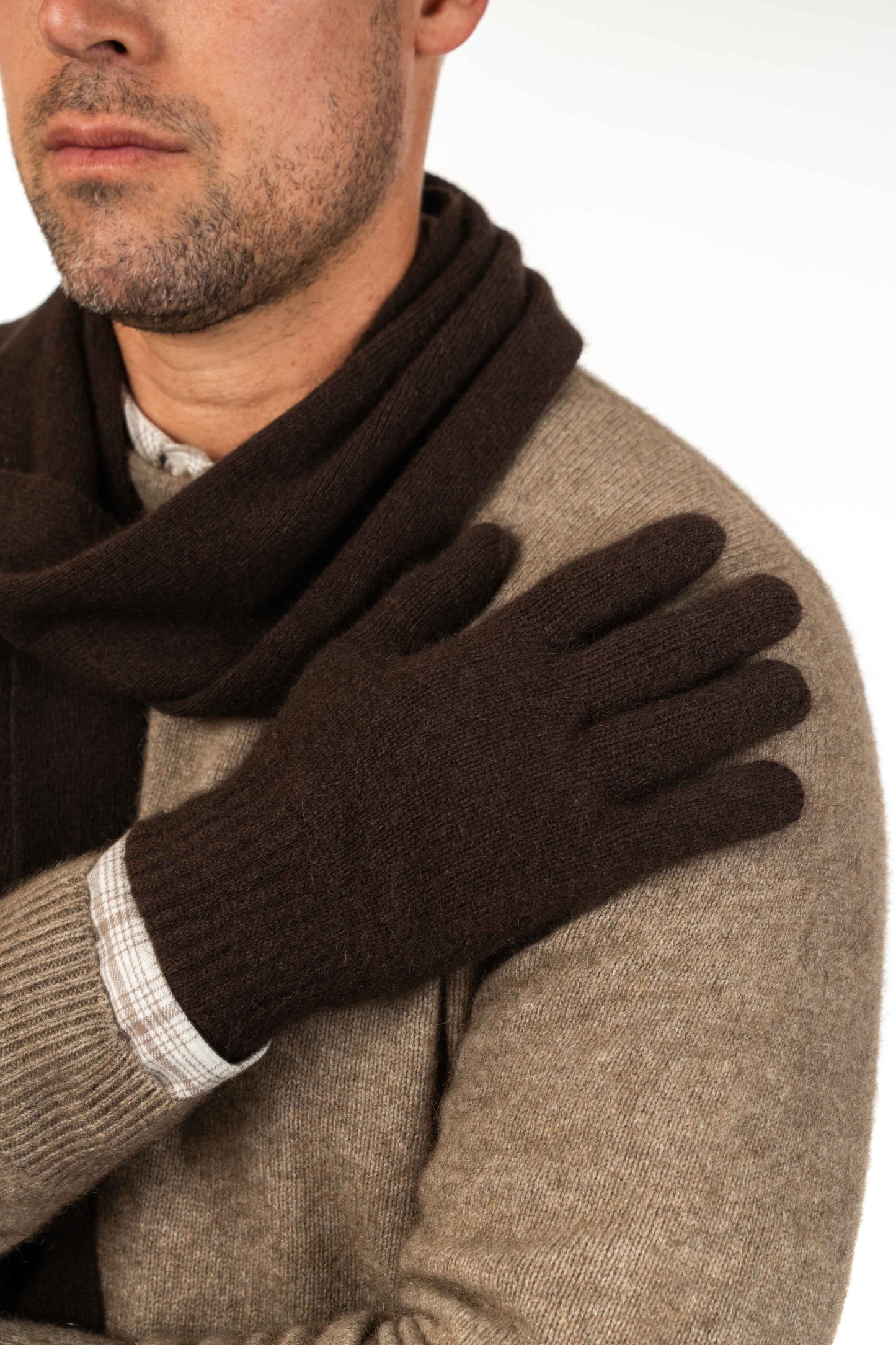 PLAIN GLOVES