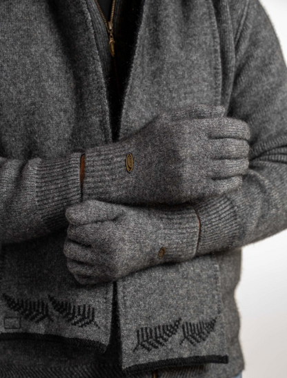 PLAIN GLOVES