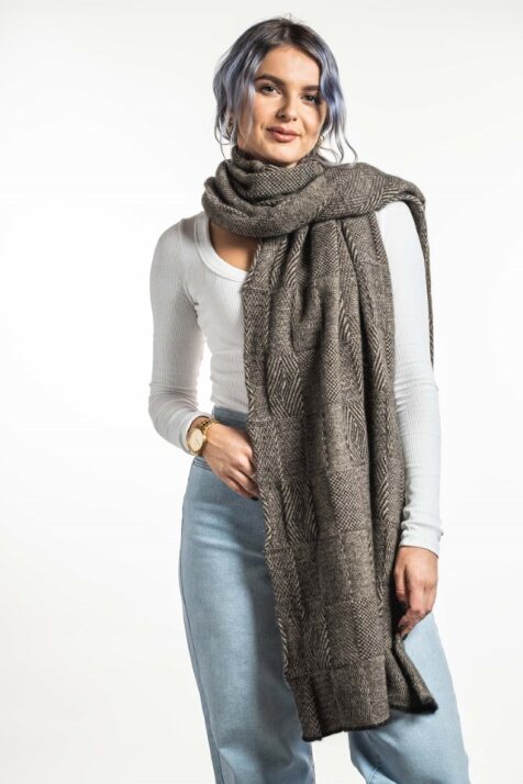 JACQUARD WRAP