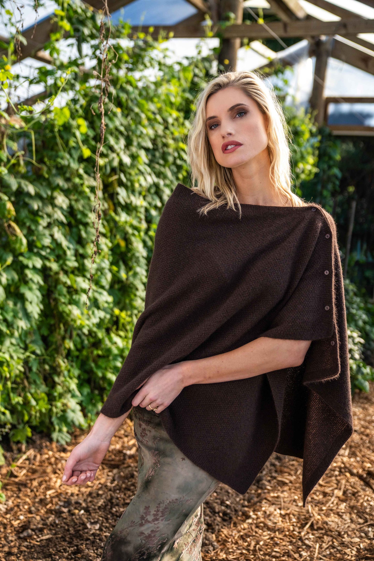 MOSS STITCH MULTIWAY WRAP