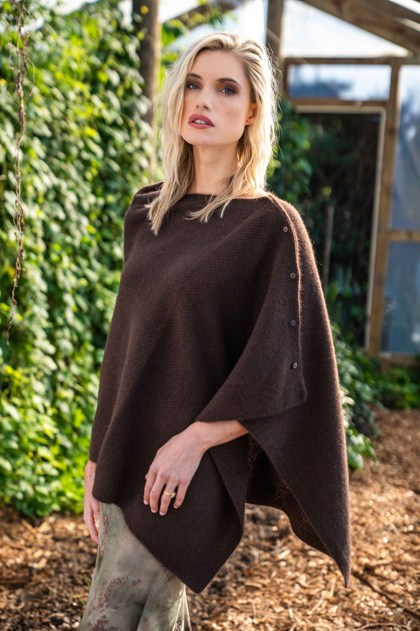 MOSS STITCH MULTIWAY WRAP