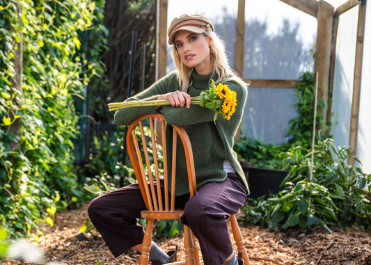 ROLL NECK RIB SWEATER