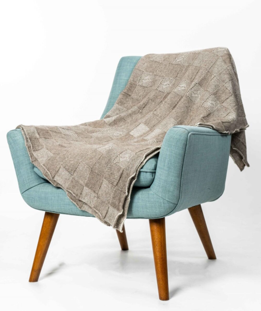 JACQUARD THROW