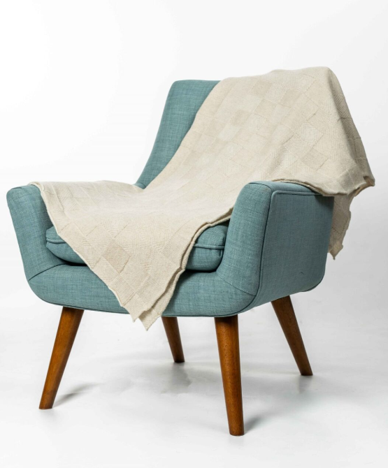 JACQUARD THROW