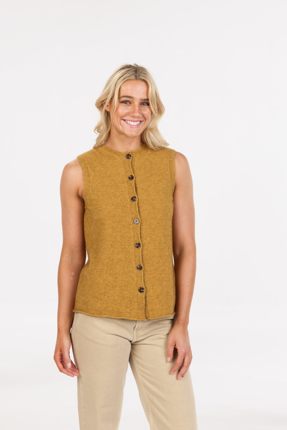 SLEEVELESS CARDIGAN