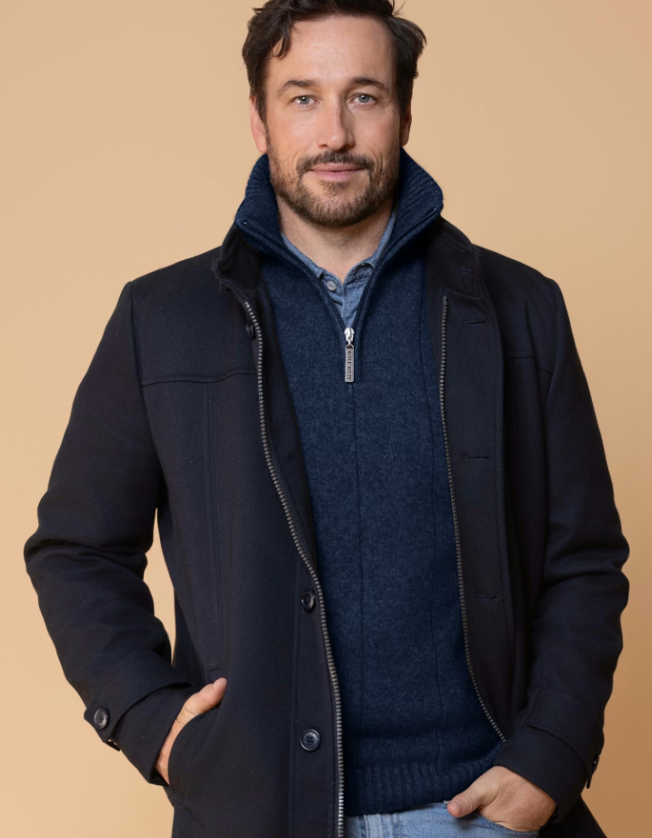 JAVELIN ZIP NECK