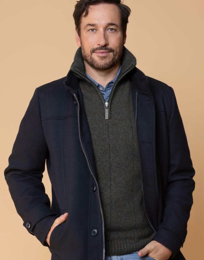 JAVELIN ZIP NECK