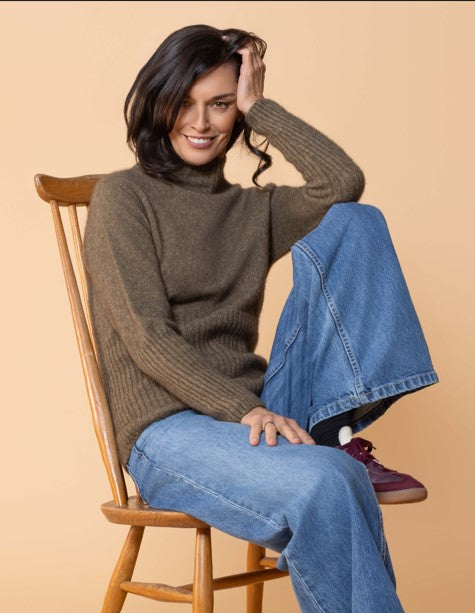 RIB TURTLE NECK