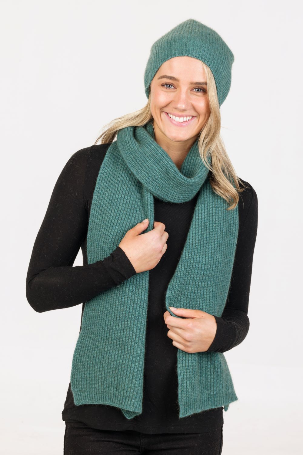 SLOUCH SCARF