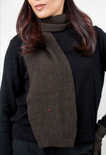 MOSS STITCH SCARF