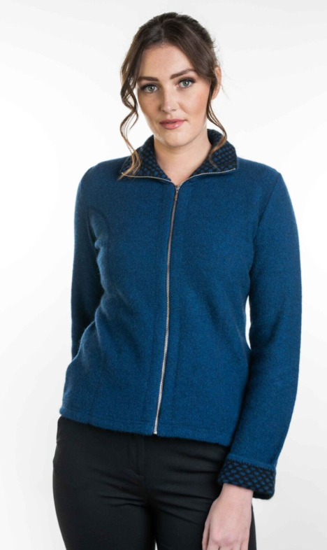 CONTRAST TRIM JACKET