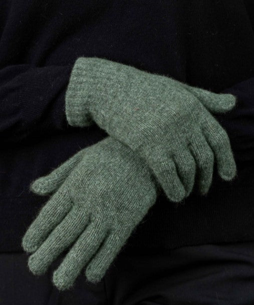 PLAIN GLOVES