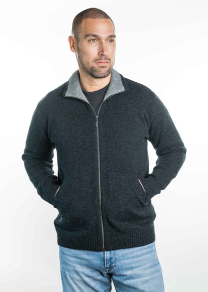 ZIP JACKET WITH POCKETS