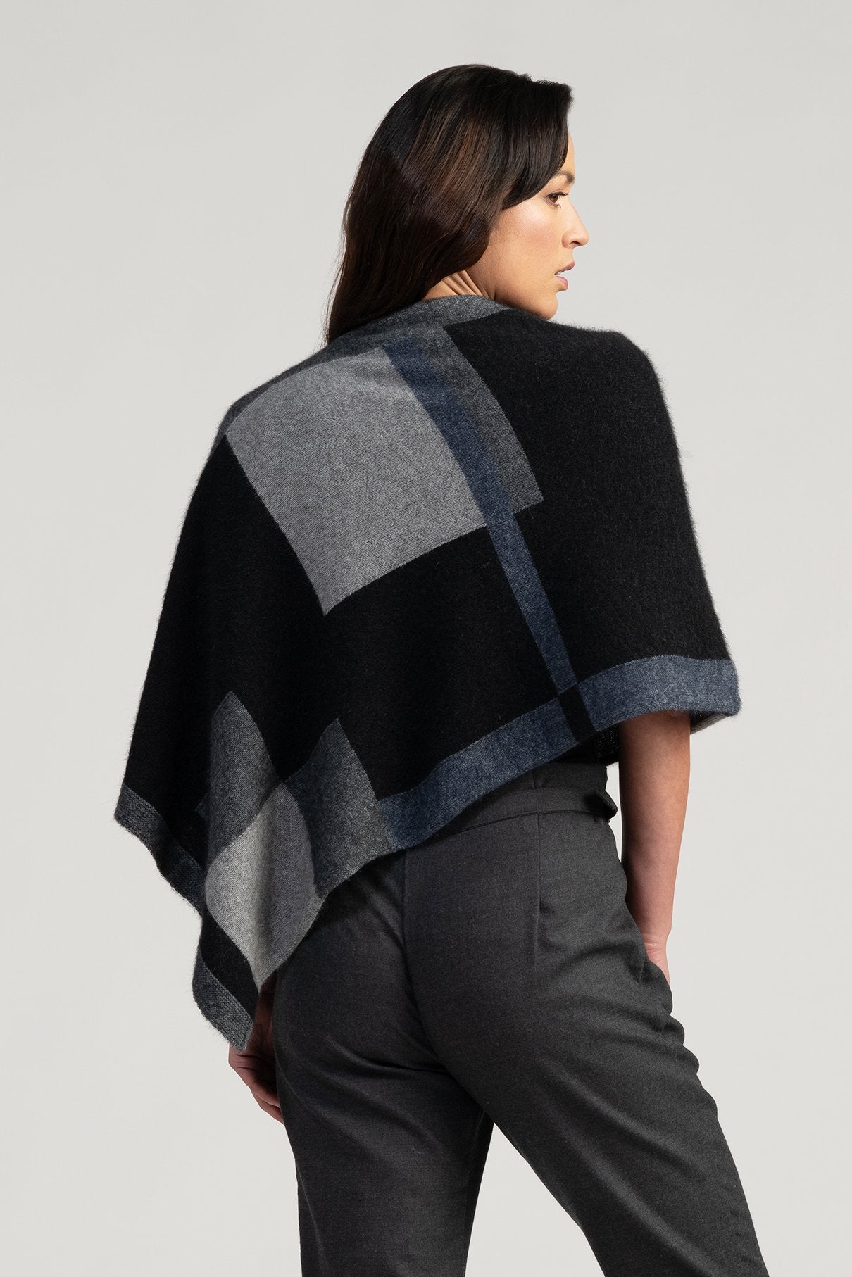 EMPRESS PONCHO - Woolshed Gallery