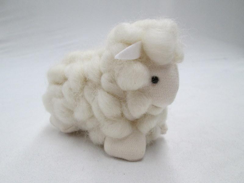 SMALL LOOPY WOOL SHEEP (WHITE)